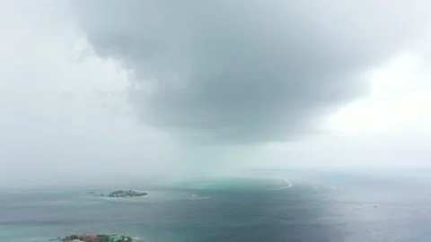 Aerial of Big Cloud Video stock 198808899