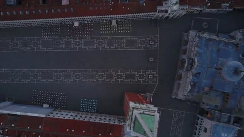 Aerial Birds-eye-view of empty St. Marks Square Видео 137142171