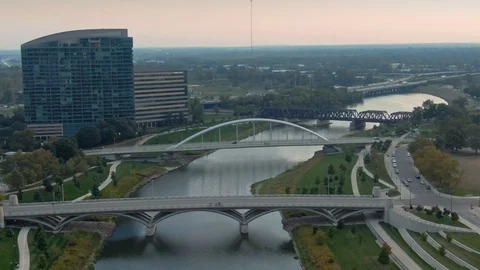 Aerial: bridges crossing the Scioto River. Columbus, Ohio, USA Stock Footage 127394366