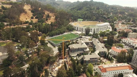 Aerial of cityscape in Berkeley Stock-Footage 61773141
