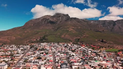 Aerial cityscape of Cape Town with Table Mountain backdrop Stock Footage 332334805