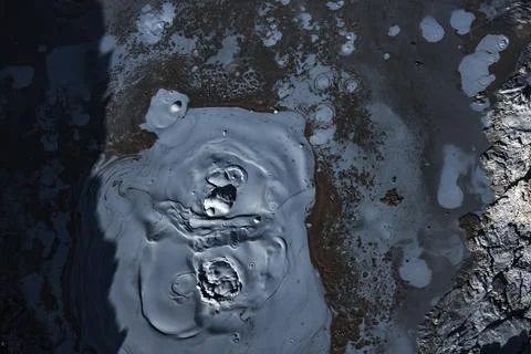 Aerial close up of bubbling mud pool at Hverir, Lake Myvatn Foto stock