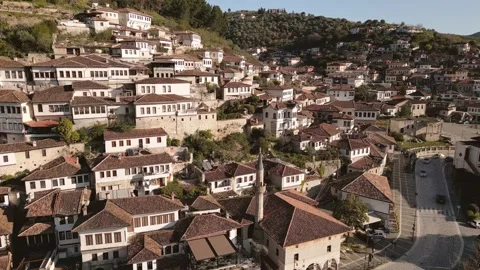 Aerial close up circular view Berat - A city of a thousand windows. Gorica .. Stockbeeldmateriaal 333580280