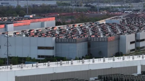 Aerial close up of data center rooftop in Ashburn, Virginia, USA, showing dense Stock Footage 333880907