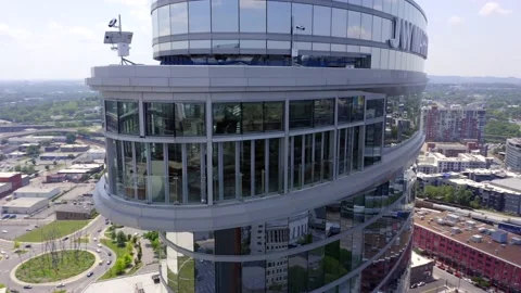 Aerial Close Up then Pull Away of the JW Marriott Building Nashville Vídeo Stock 130752315