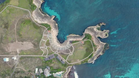 Aerial coastal landscape view of Devil tears on Nusa Lembongan, Indonesia Video stock 246585660