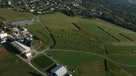 Aerial of Corn Maze Stockbeeldmateriaal 31747763