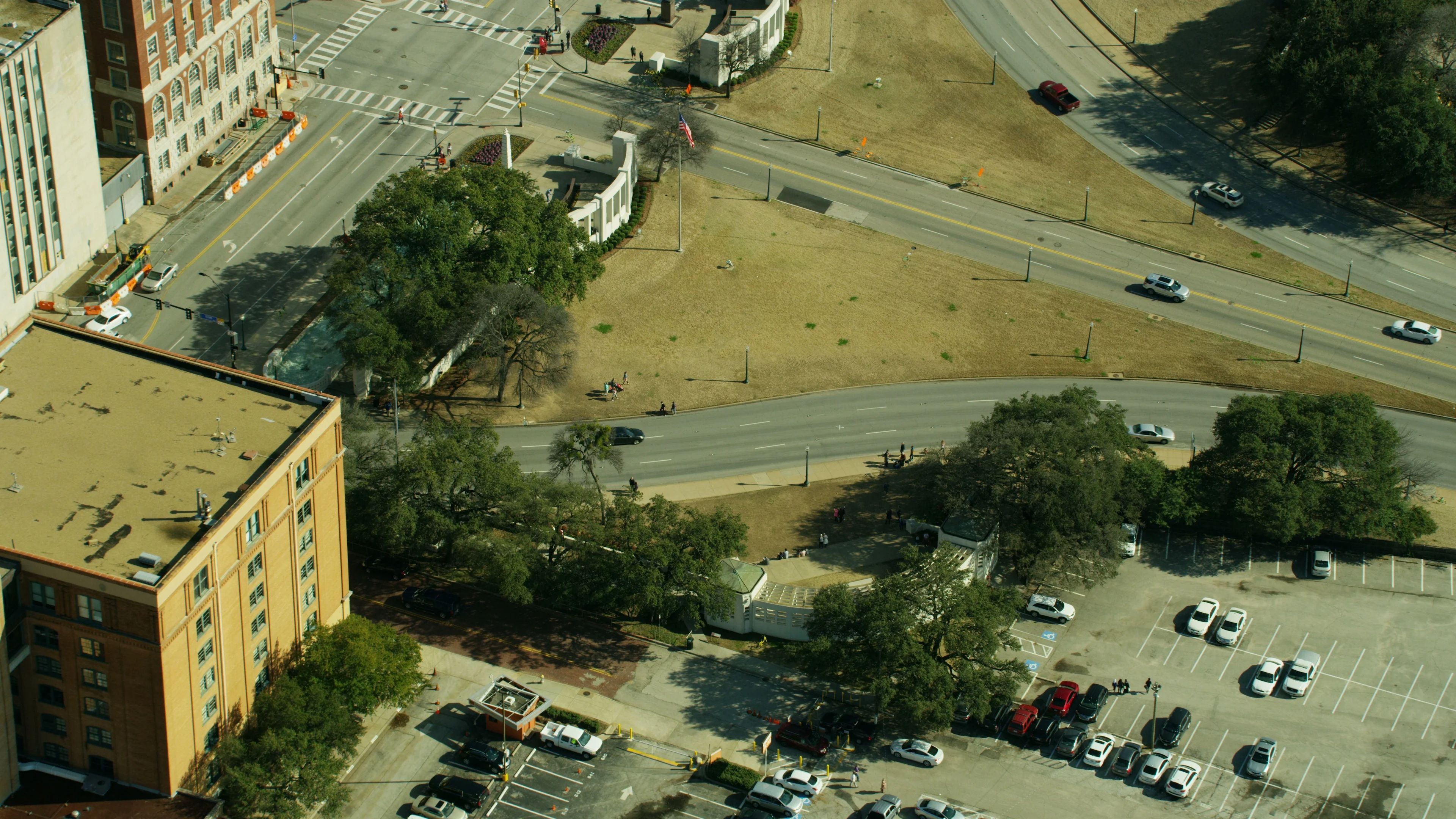 Dealey Plaza Parking