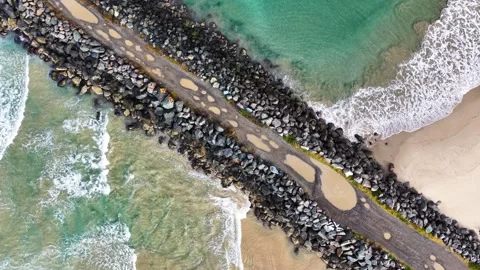 Aerial Downward Video of Waves and Breakwall at Port Macquarie Vídeo Stock 343247350