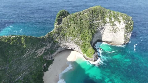 Aerial Drone Descending From Viewpoint Rotating Around Kelingking T-Rex Cliff Stock-Footage 330359859