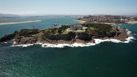 Aerial drone fast approaching Magdalena Peninsula in Santander, Cantabria Stock Footage 237894591