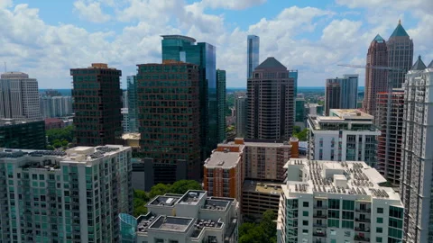Aerial Drone Flight Gliding Between Midtown Atlanta High-Rise Skyscrapers Vídeo Stock 344060293