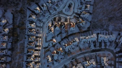 Aerial drone flight low over a suburban community on a bright day in winter. Stock-Footage 102203464