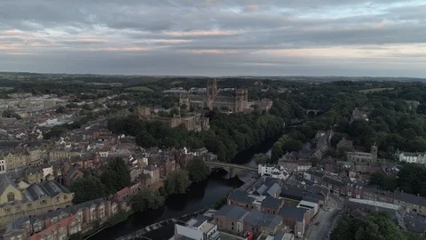 Aerial drone flight over river towards durham cathedral and castle Video stock 112816465