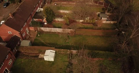 Aerial drone flight over a rural English town in summer. 스톡 동영상 87167704