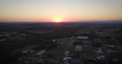 Aerial Drone Flying Over Sunset City Vídeo Stock 86735296