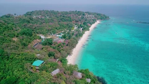 Aerial Drone Flyover on Koh Phi Phi, Thailand 库存影片 75655646
