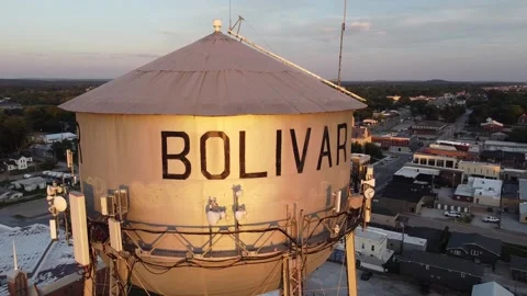 Aerial Drone Footage of the Bolivar, MO Water Tower on November 6, 2025 Видео 320632453