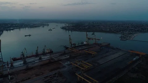 Aerial drone footage. Fly around the Container Port of Ukraine at evening Vídeos de archivo 95469341