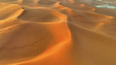 Aerial: Drone Forward Tranquil View Of Sand Dunes In Desert - Riyadh, Saudi Stock Footage 309363376