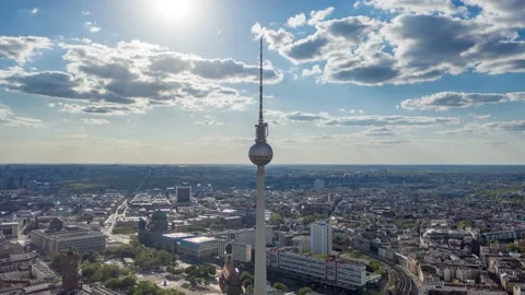 Aerial Drone Hyperlapse Shot of Berlin cityscape and Fernsehturm or television Stockbeeldmateriaal 143881485