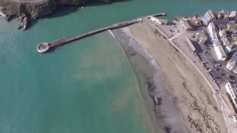 Aerial Drone Looe Looe Beach and Banjo Pier 動画素材 145030224