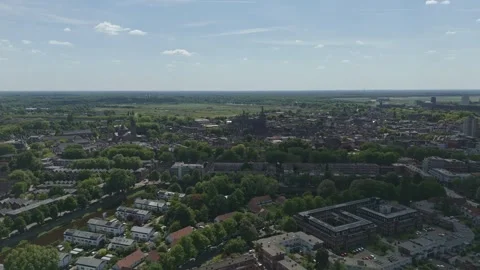 Aerial Drone Pullback Move of Gothic European Cathedral and City Видео 308821824