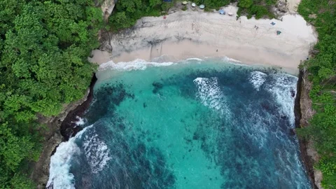 Aerial Drone Pullback Rising Over Pandan Beach Revealing Coastline, Nusa Penida Stock-Footage 330492736