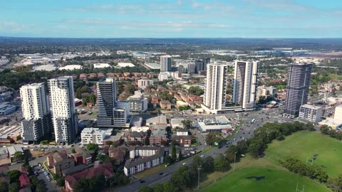 Aerial drone pullback view of Liverpool in Greater Western Sydney, NSW Vídeo Stock 188489786