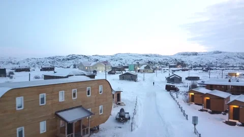 Aerial drone shot of panoramic view of arctic russian village in the winter 库存影片 145159956