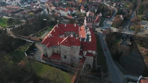Aerial drone tilt down view of Brandýs nad Labem castle complex with town 스톡 동영상 331099832