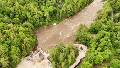 Aerial Drone Tilt Up to Reveal Landscape over Chutes de Plaisance Waterfall 스톡 동영상 337417853