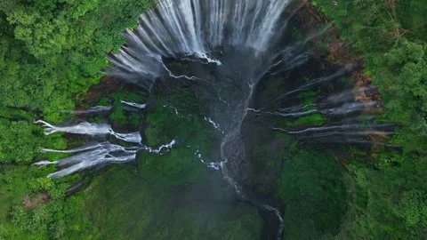 Aerial drone top view fly to Tumpak Sewu waterfall, East Java, Indonesia Stockbeeldmateriaal 259082987