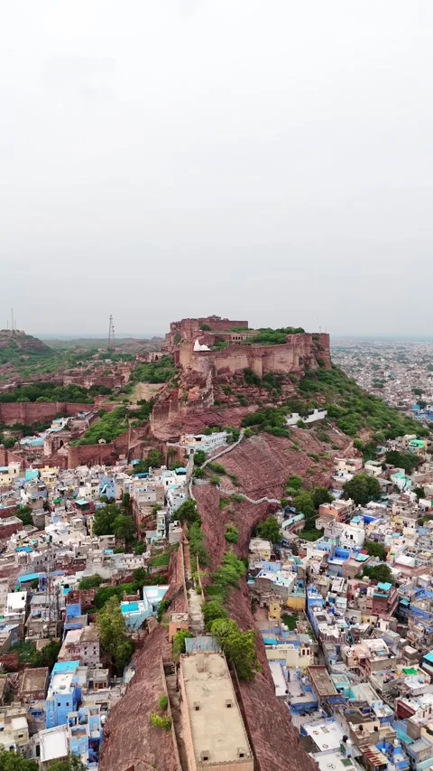Aerial drone vertical pull in of Mehrangarh and surroundings Stock Footage 310660621