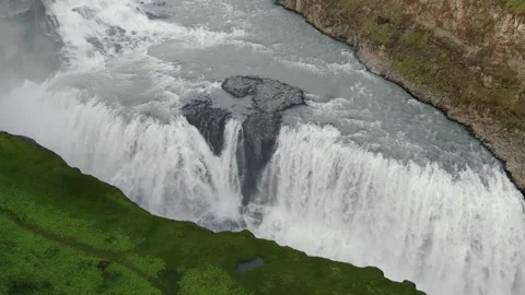 Aerial drone video of Icelandic landscape. Stock Footage 260752953