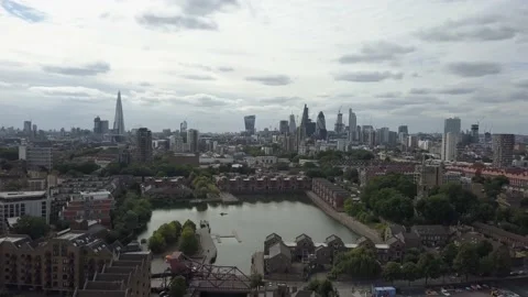 Aerial drone view across London 스톡 동영상 147513402