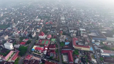 Aerial drone view of Bagansiapiapi town on a misty morning Vídeo Stock 329365745