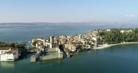 Aerial drone view of the beautiful Sirmione Castle in Garda Lake - Italy 스톡 동영상 102228053