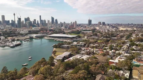 Aerial drone view of Blackwattle Bay with Pyrmont, Ultimo and Sydney CBD, NSW Vídeo Stock 344252129