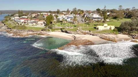 Aerial drone view of Cronulla in Sutherland Shire, Sydney, NSW in August 2026 Vídeo Stock 344095418