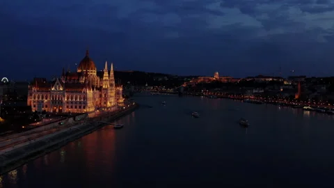 Aerial drone view of Danube river and Budapest city skyline at night time 動画素材 189220300