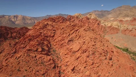 Aerial Drone view of desertic red rock mountain ridge and canyon near Las Vegas Video stock 100860085