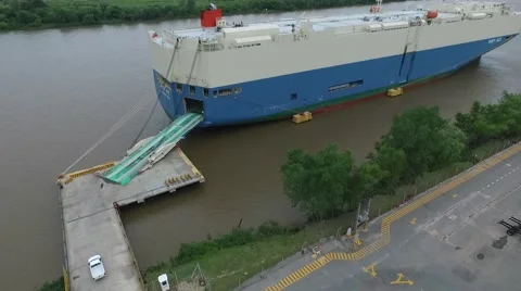 Aerial drone view from an export  cargo ship that it's been loaded with pick up Vídeo Stock 62834974