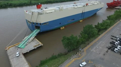 Aerial drone view from an export  cargo ship that it's been loaded with pick up Vídeo Stock 62835113