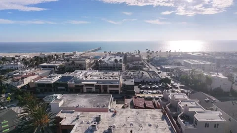 Aerial Drone View of Hermosa Beach Pier, Oceanfront Plaza, Southern California Видео 340656760