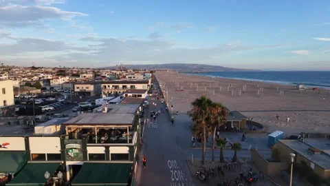 Aerial Drone View of Hermosa Beach Pier, Oceanfront Plaza, Southern California 動画素材 340656785