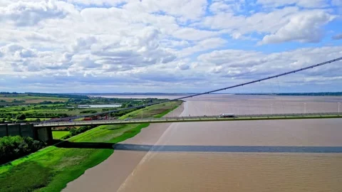 Aerial drone view of Humber Bridge, 12th largest suspension span, gracefull.. Stock-Footage 249253136