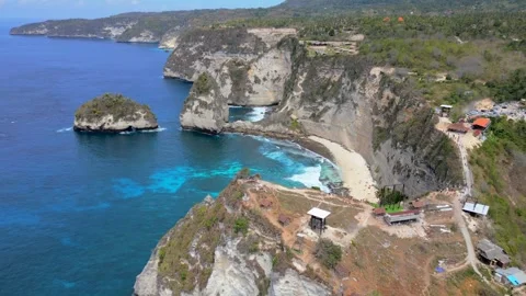 Aerial drone view of iconic Diamond Beach on Nusa Penida, Bali, Indonesia. Video stock 340190268