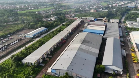 Aerial Drone View of Industrial Complex and Warehouses 스톡 동영상 334379530