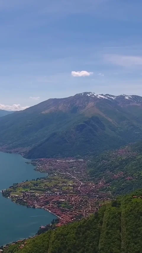 Aerial drone view of Lake Como, Italy. Vídeos de archivo 335046974